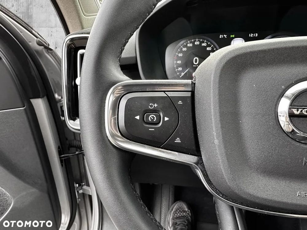 Volvo XC 40 T5 Recharge DKG Plus Bright - 25