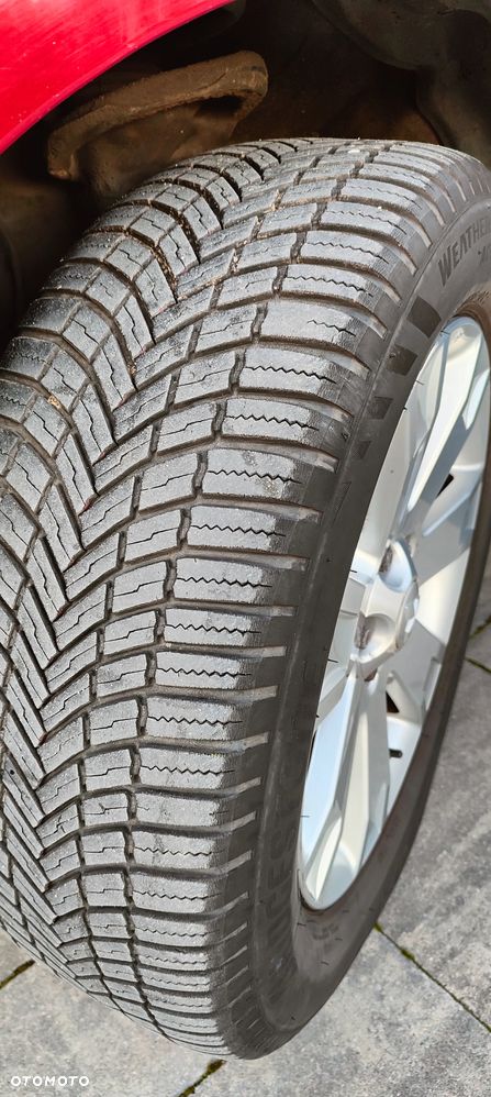 Mitsubishi Outlander 2.4 4WD CVT Intense - 28