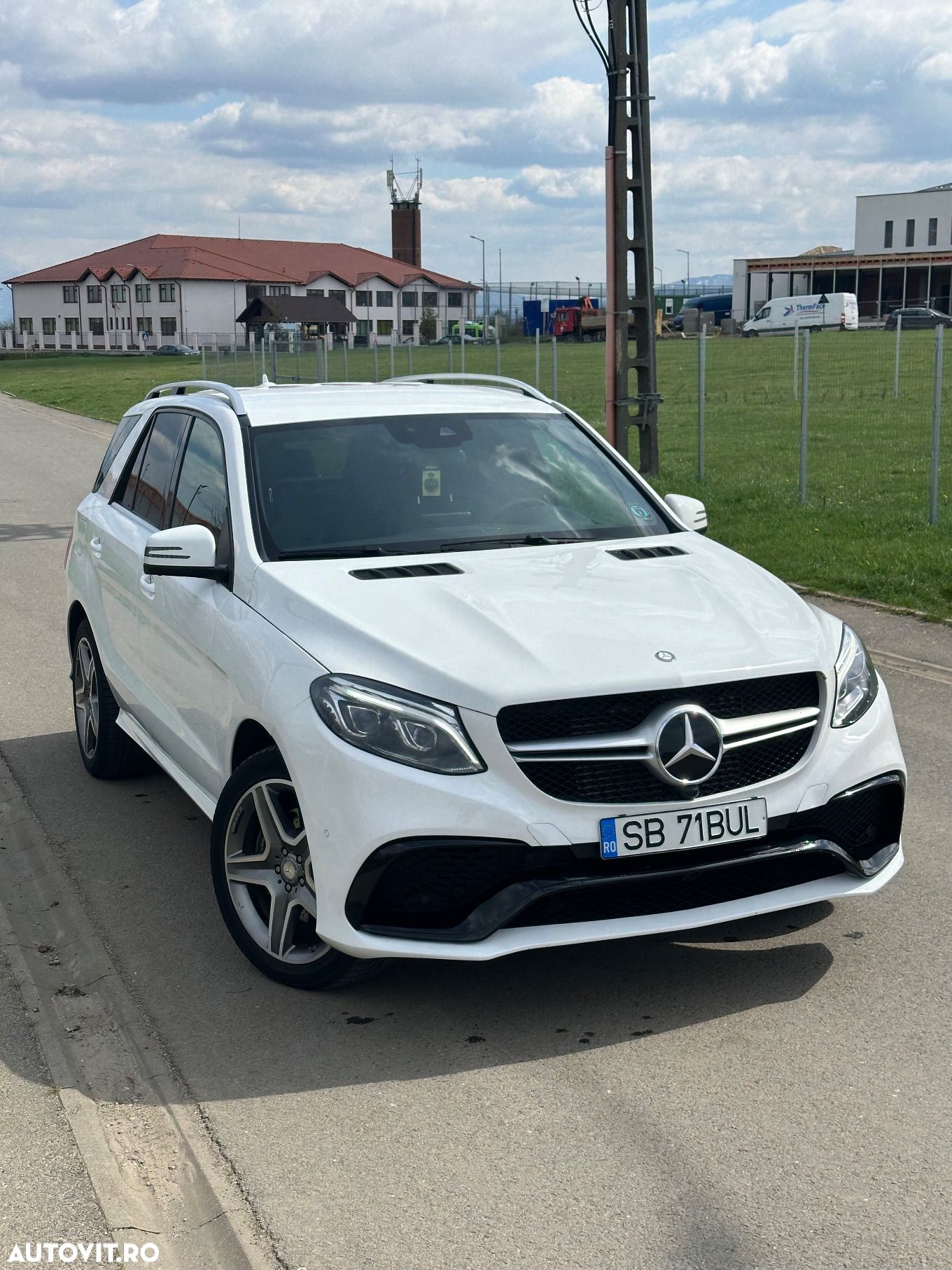 Mercedes-Benz GLE 350 d 4MATIC - 1