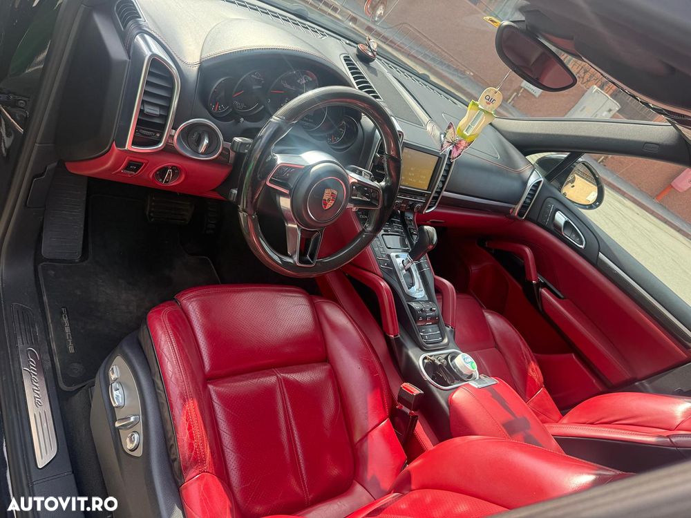 Porsche Cayenne Platinum Edition - 14