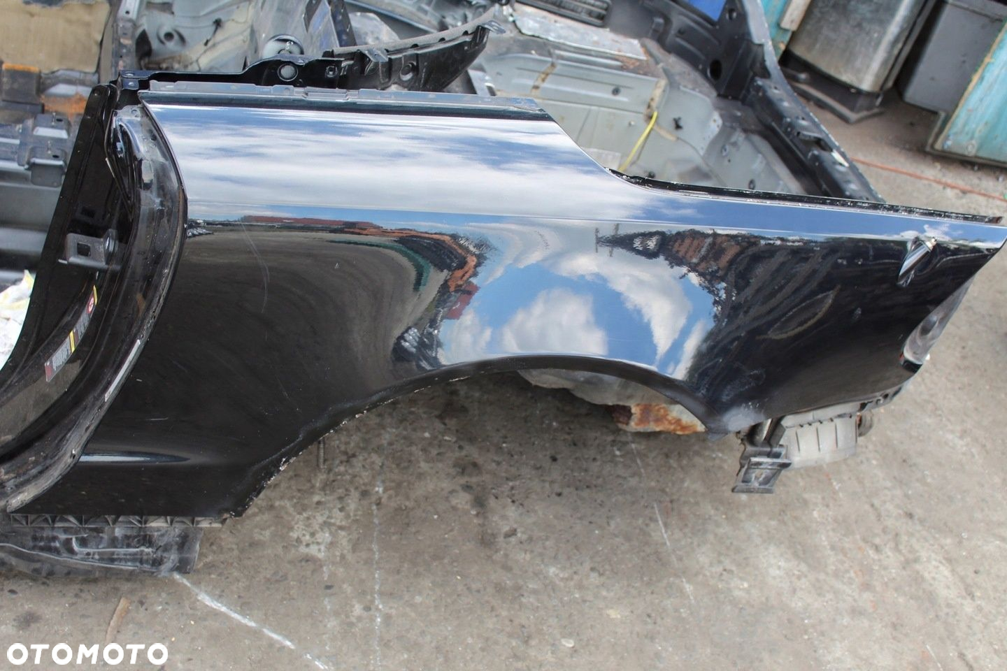 ĆWIARTKA BŁOTNIK TYŁ LEWY MERCEDES SL R230 197 - 3