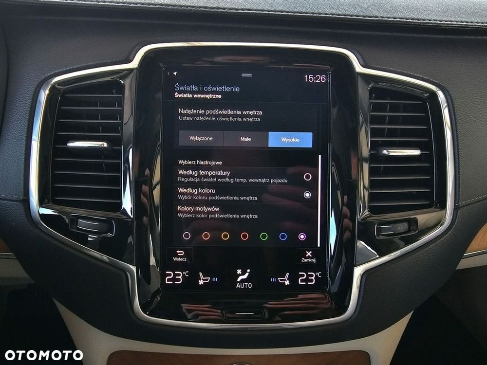 Volvo XC 90 - 25