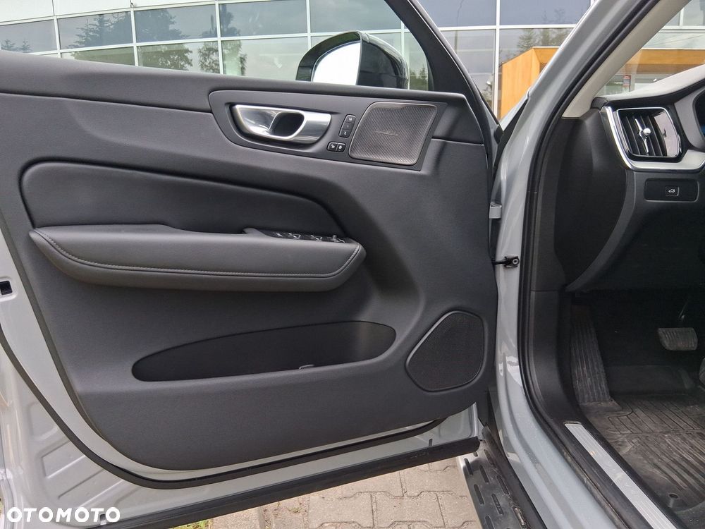 Volvo XC 60 - 19
