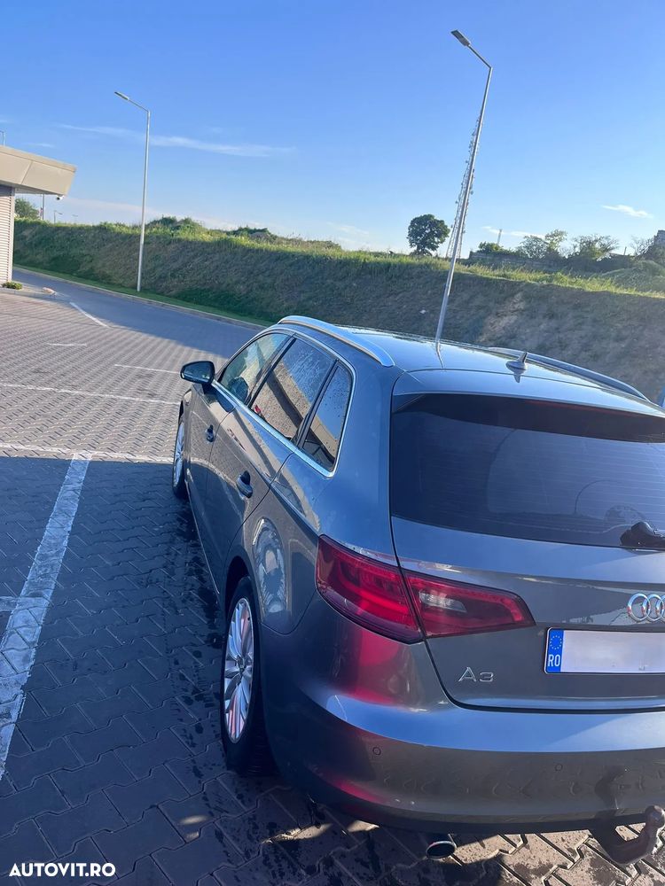 Audi A3 1.6 TDI clean Stronic Attraction - 4