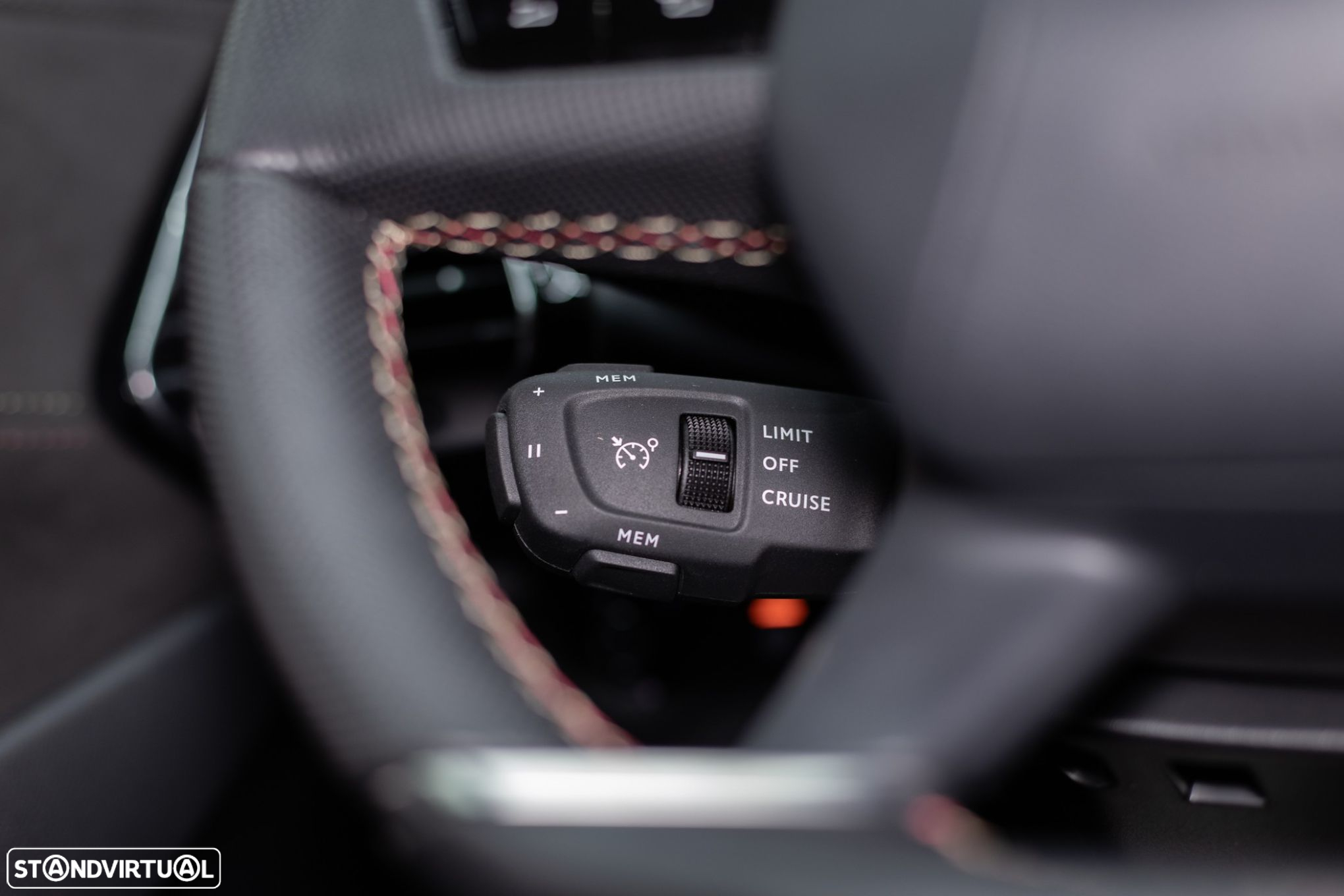 DS DS7 Crossback E-Tense Performance Line+ EAT8 - 27