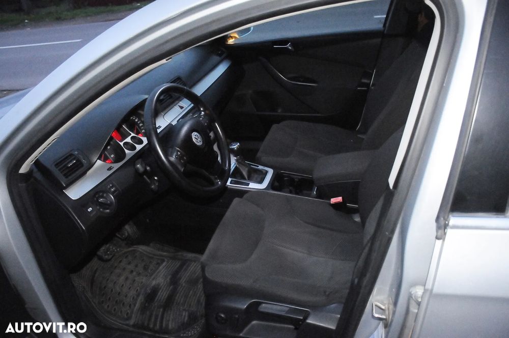 Volkswagen Passat - 5