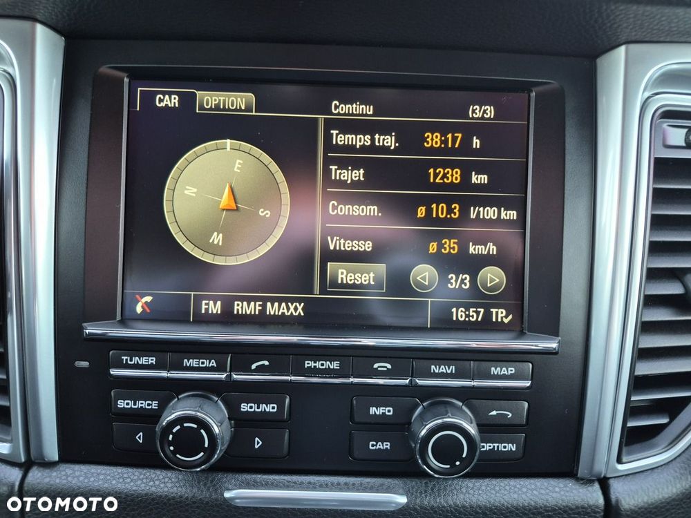 Porsche Macan - 37
