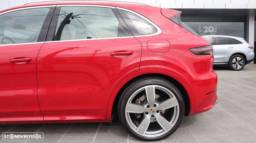 Porsche Cayenne E-Hybrid - 11