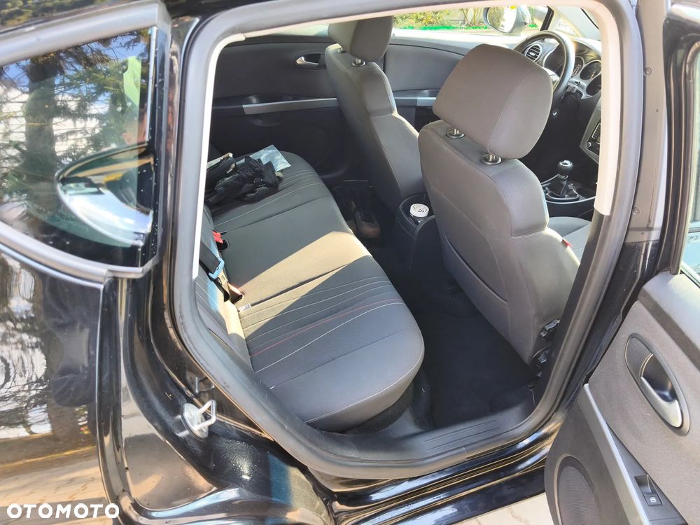 Seat Leon 1.6 TDI DPF Ecomotive Reference Copa - 8