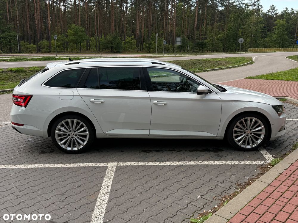 Skoda Superb 2.0 TDI 4x4 DSG Premium Edition - 6