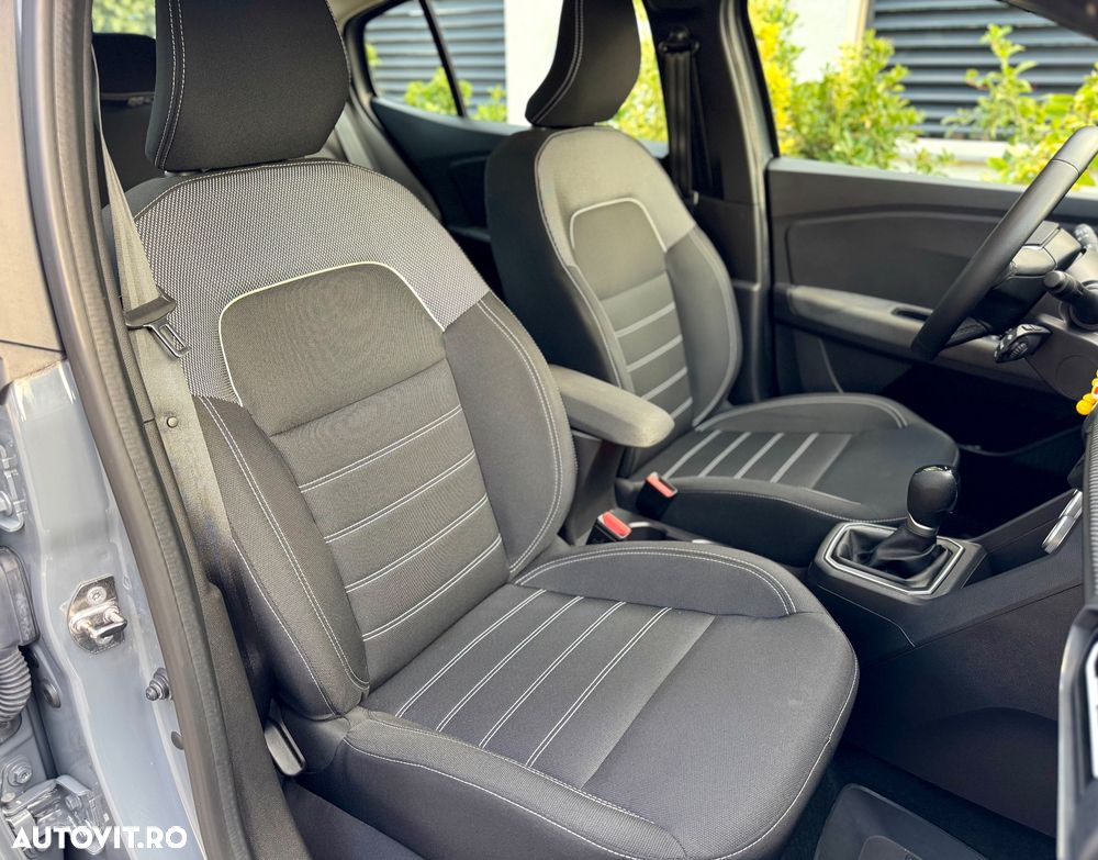 Dacia Logan TCe 90 CVT Journey - 8