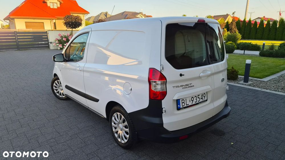 Ford Transit Courier - 3