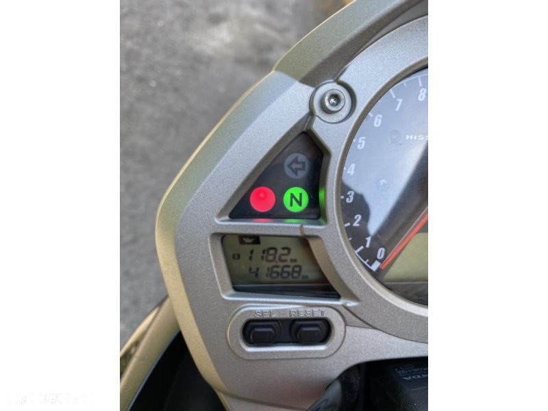 Honda Hornet - 10