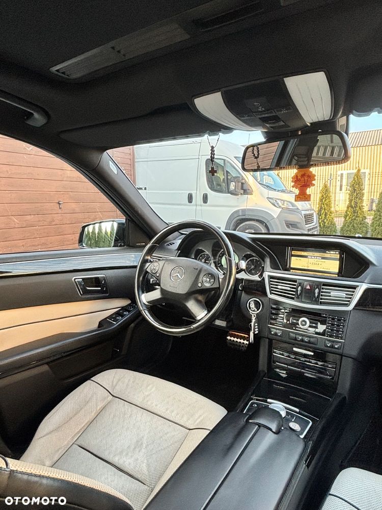 Mercedes-Benz Klasa E 350 CDI BlueEff Avantgarde - 19