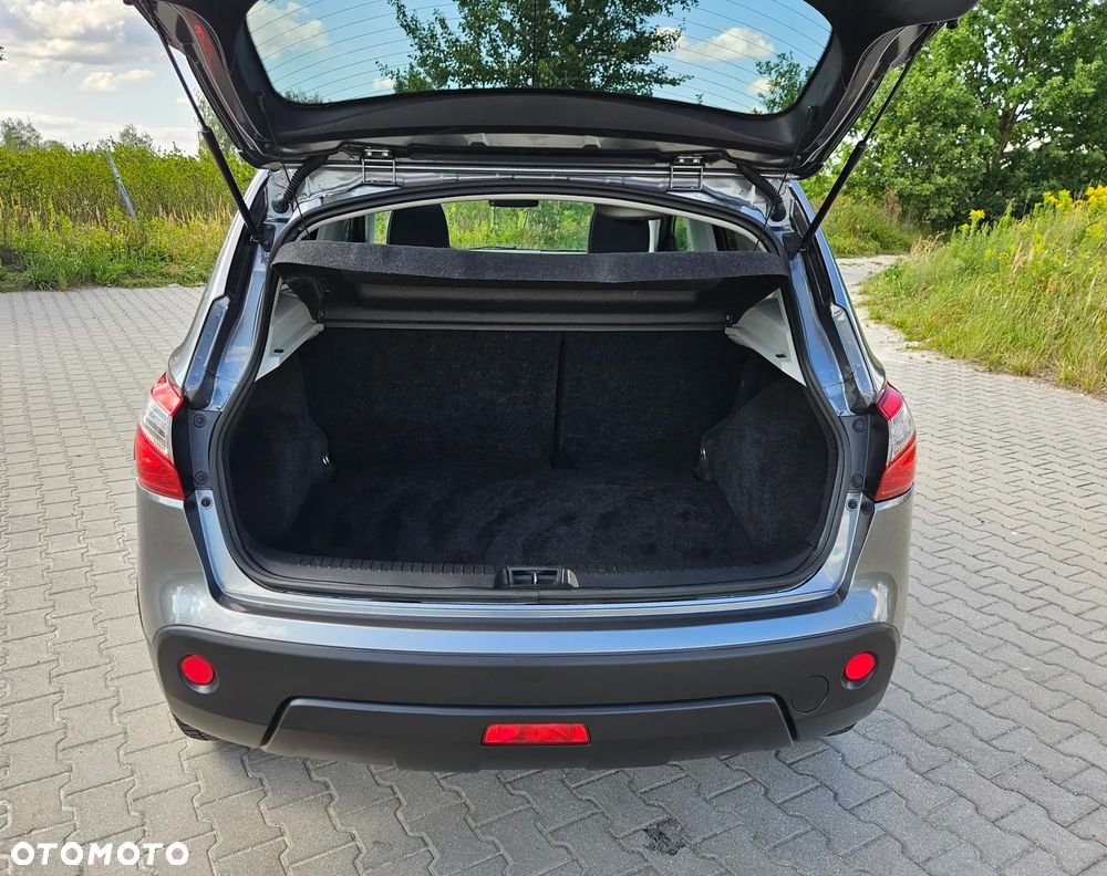 Nissan Qashqai 1.6 dCi N-Connecta - 22