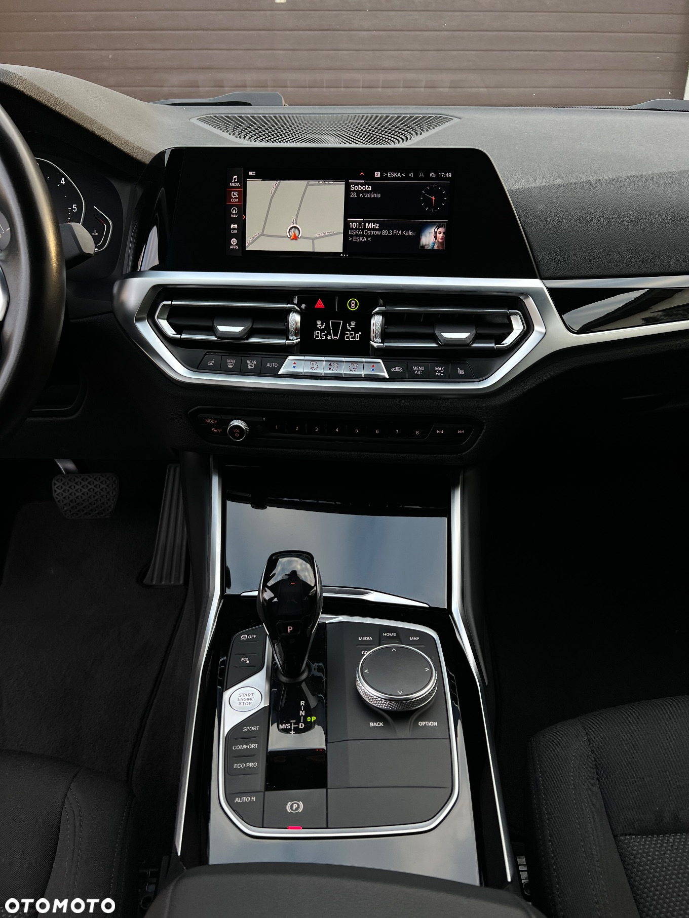 BMW Seria 3 318d - 27