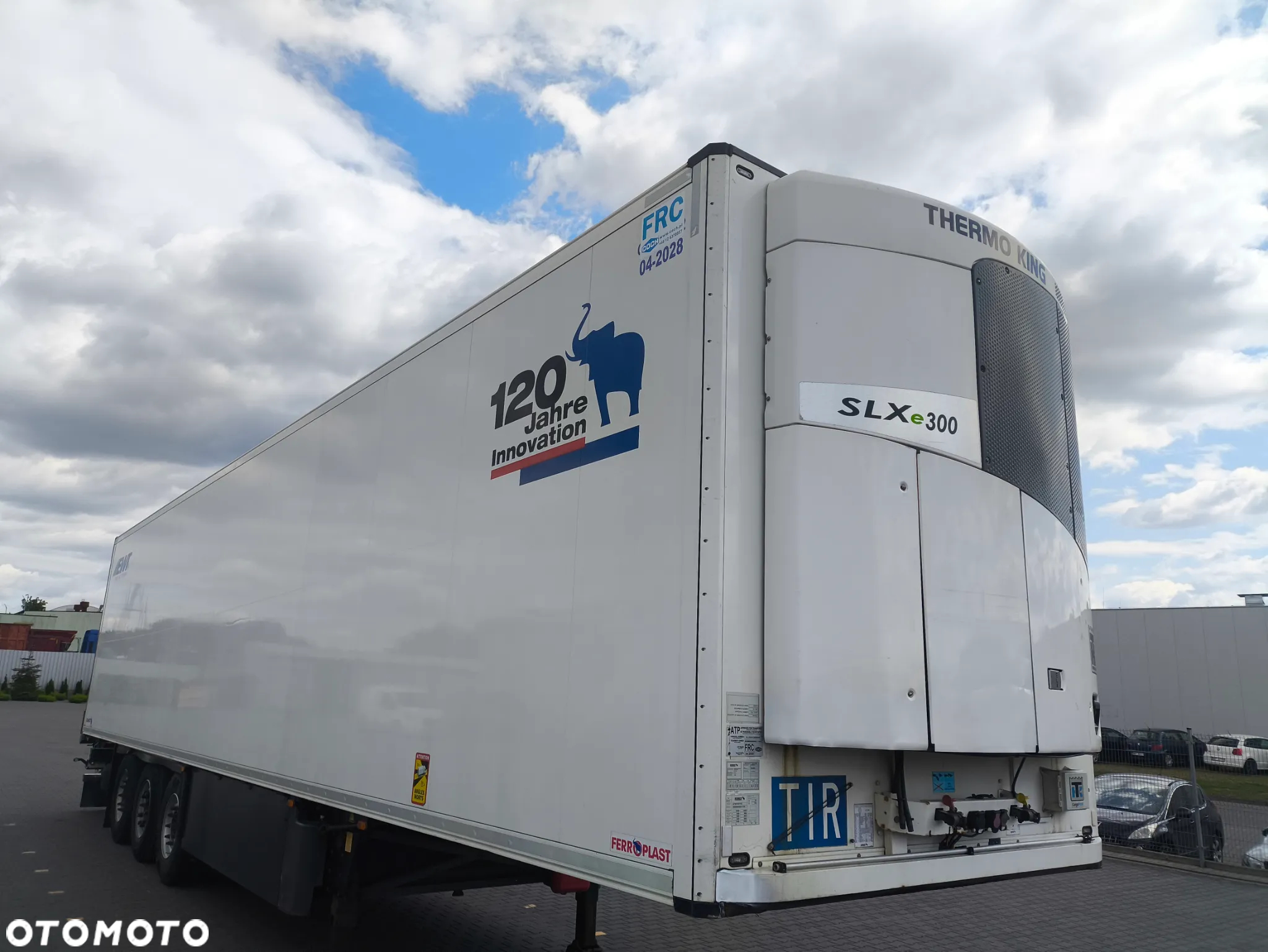 Schmitz Cargobull SKO 24 - 3