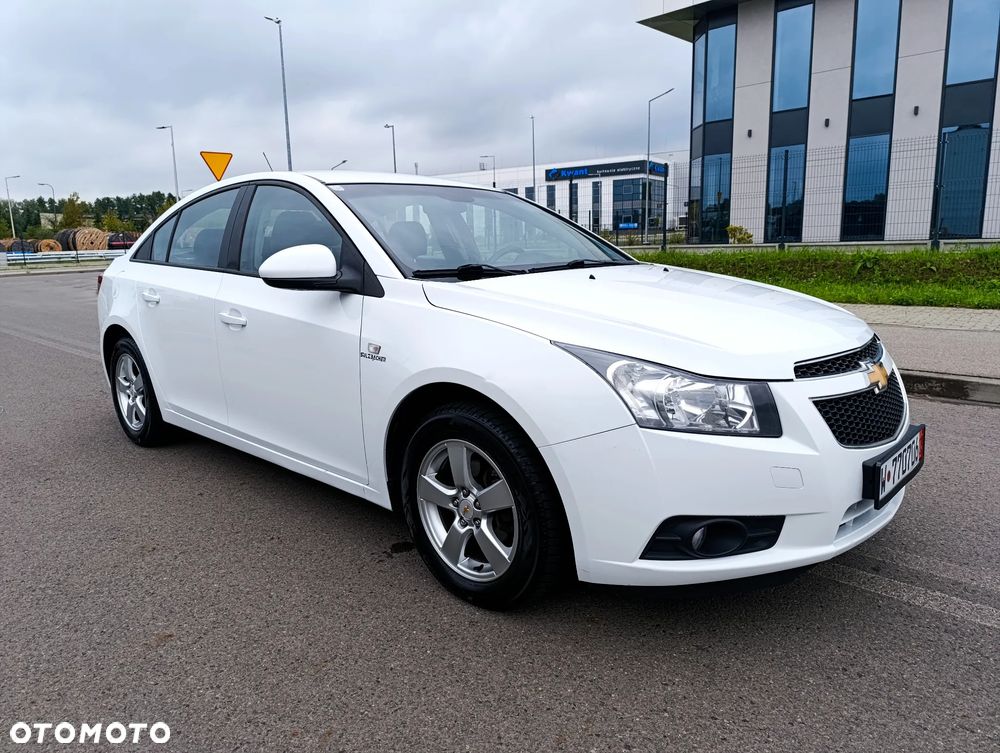 Chevrolet Cruze 1.6 LT - 2