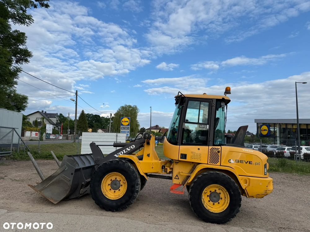 Volvo L 30 G - 8