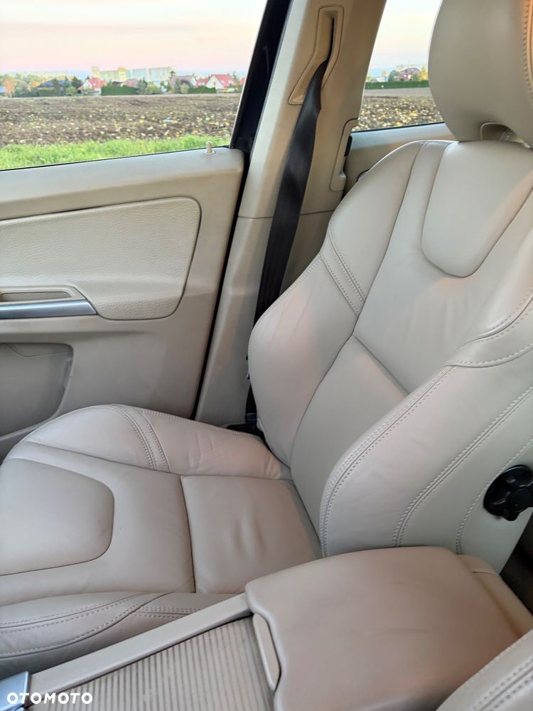 Volvo XC 60 - 33
