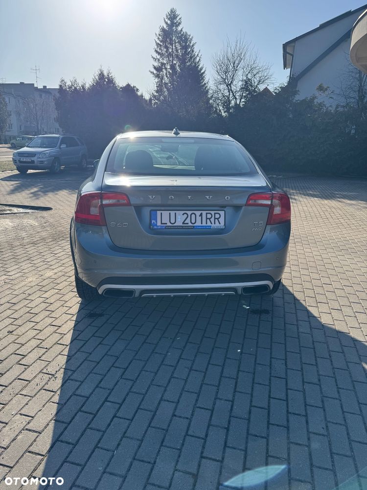 Volvo S60 2.5 T5 AWD - 8