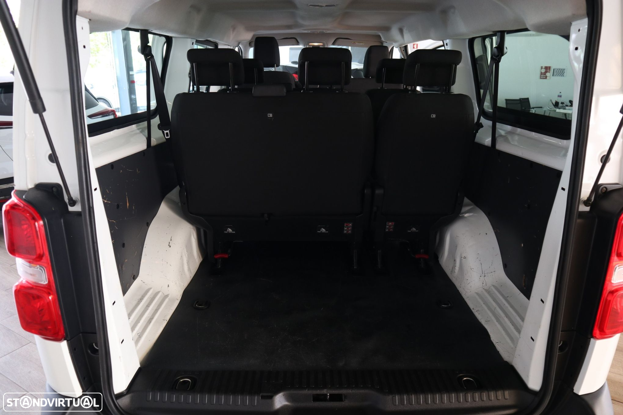 Opel Vivaro 1.5 CDTi L3H1 Essentia - 6