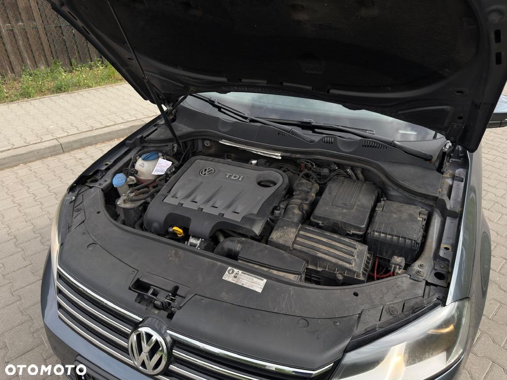 Volkswagen Passat 2.0 BlueTDI DSG SCR Business Edition - 26