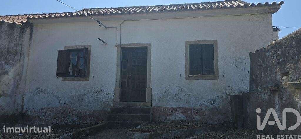 Casa / Villa T2 em Cadaval e Pêro Moniz de 191 m2 - Grande imagem: 4/17