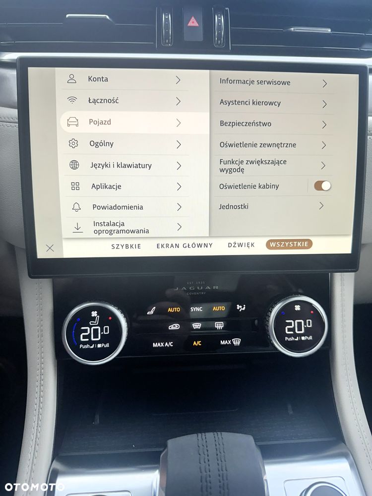 Jaguar F-Pace - 37