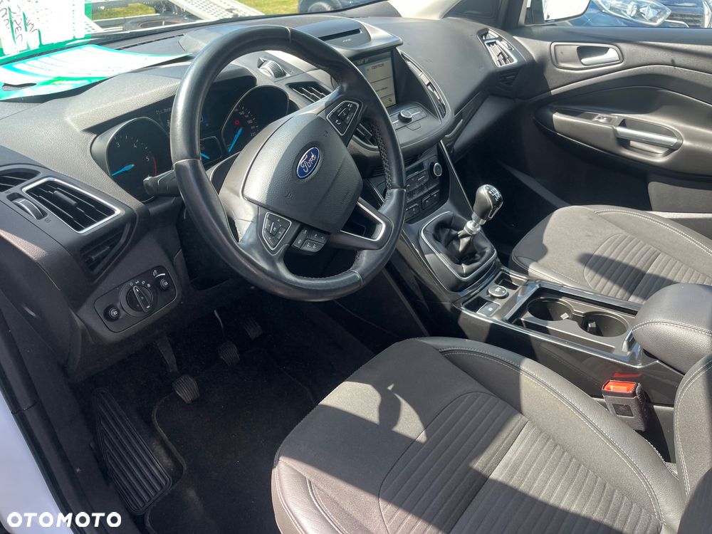 Ford Kuga 2.0 TDCi 4x2 Titanium - 7