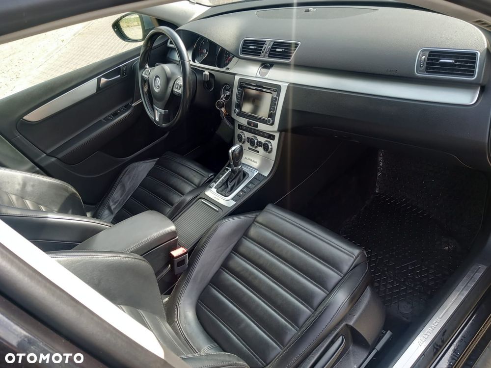 Volkswagen Passat Alltrack 2.0 TDI 4Mot DSG - 26