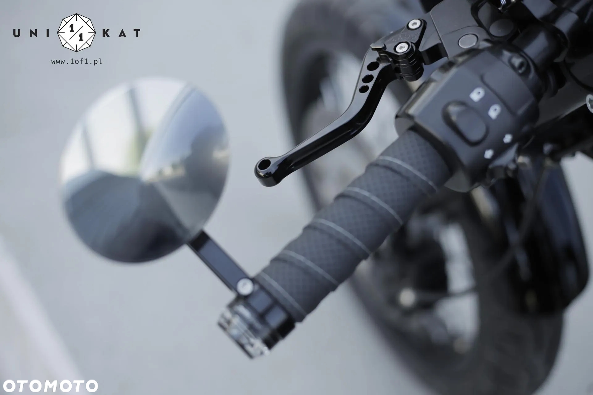 Triumph Thruxton - 11