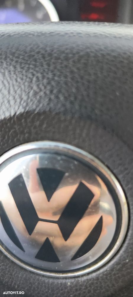 Volkswagen Touareg - 15