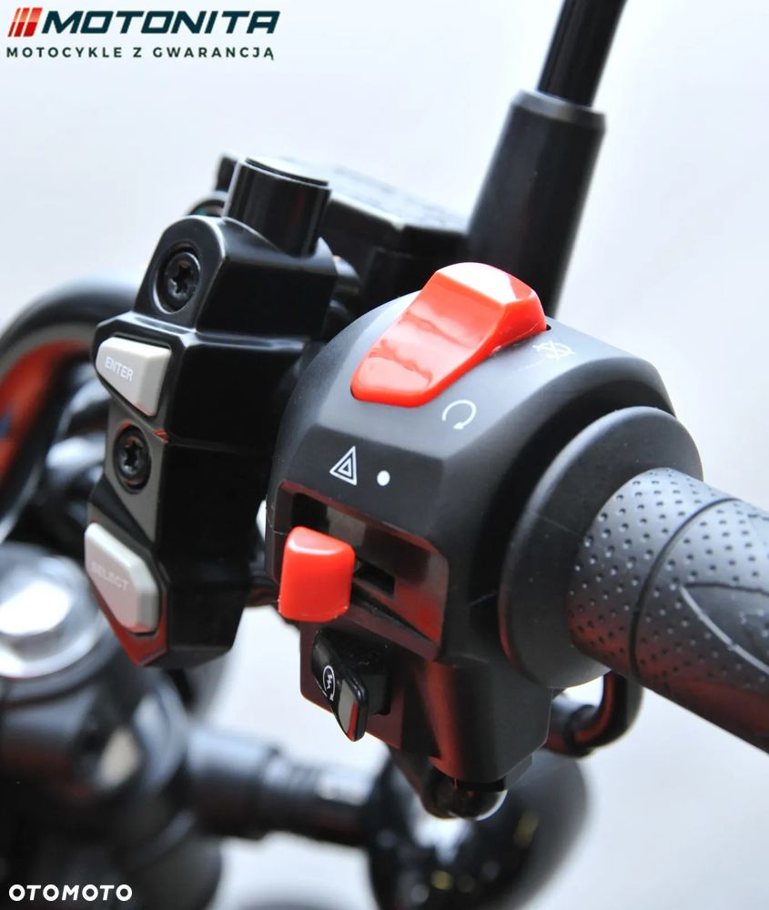 QJMOTOR SRV 125 - 11