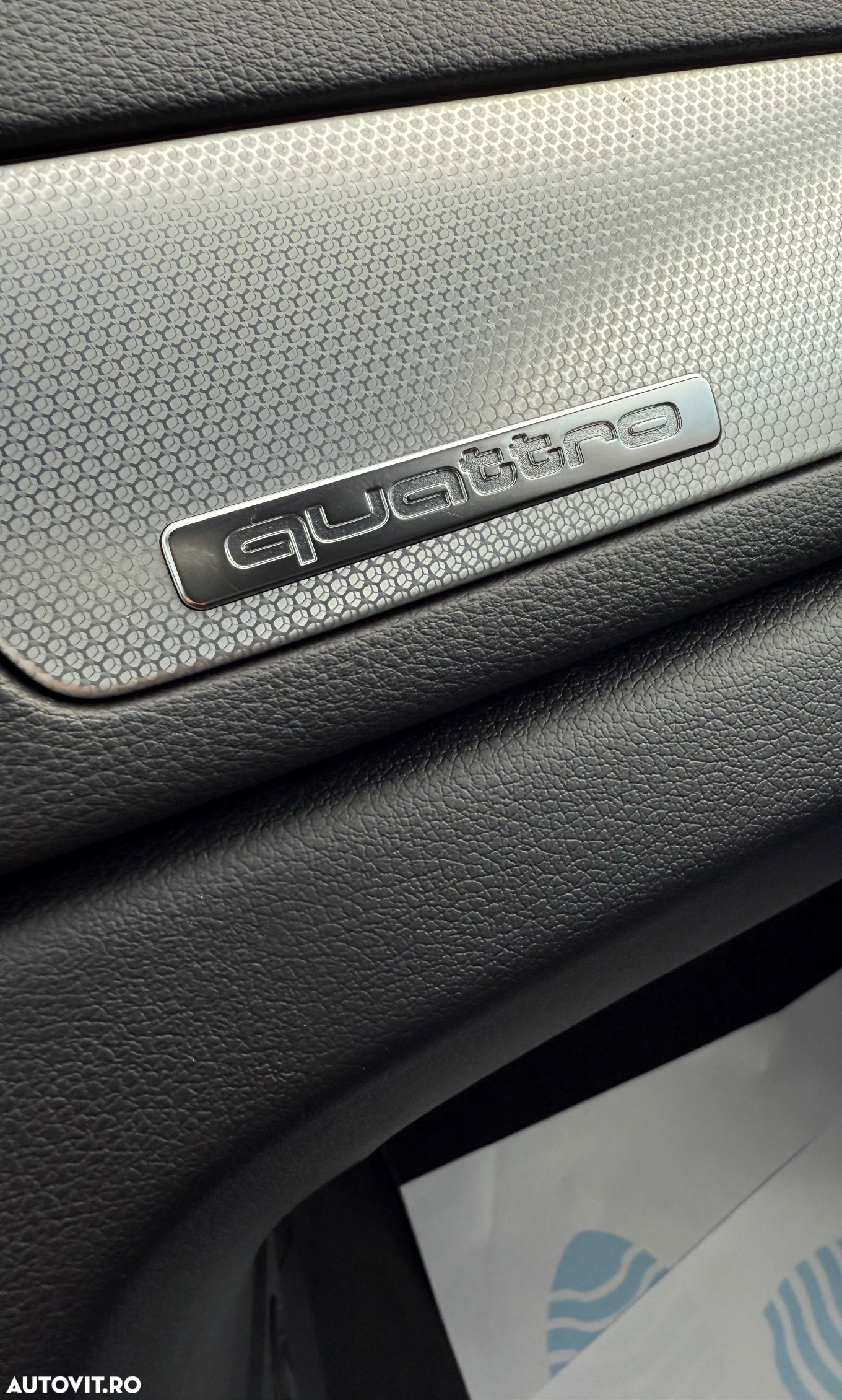 Audi Q3 2.0 TDI Quattro Stronic Design - 8