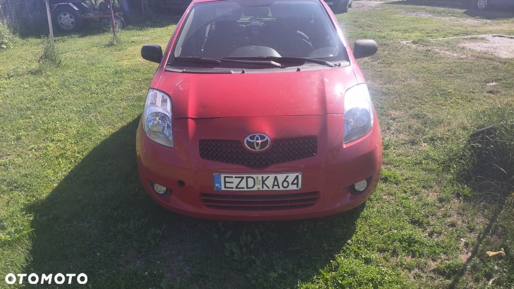 Toyota Yaris - 4