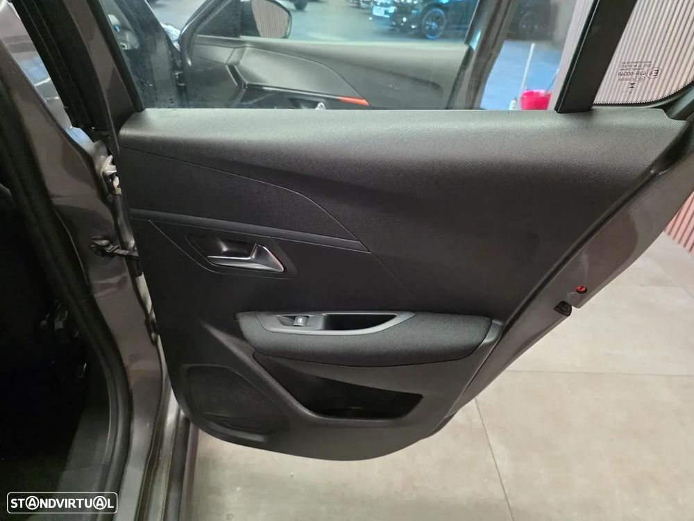 Peugeot 208 1.5 BlueHDi Active — fotografia 13