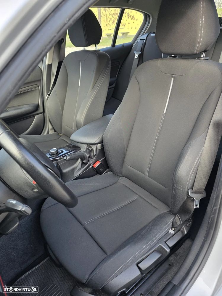 BMW 116 d EDynamics Line Sport — fotografia 6