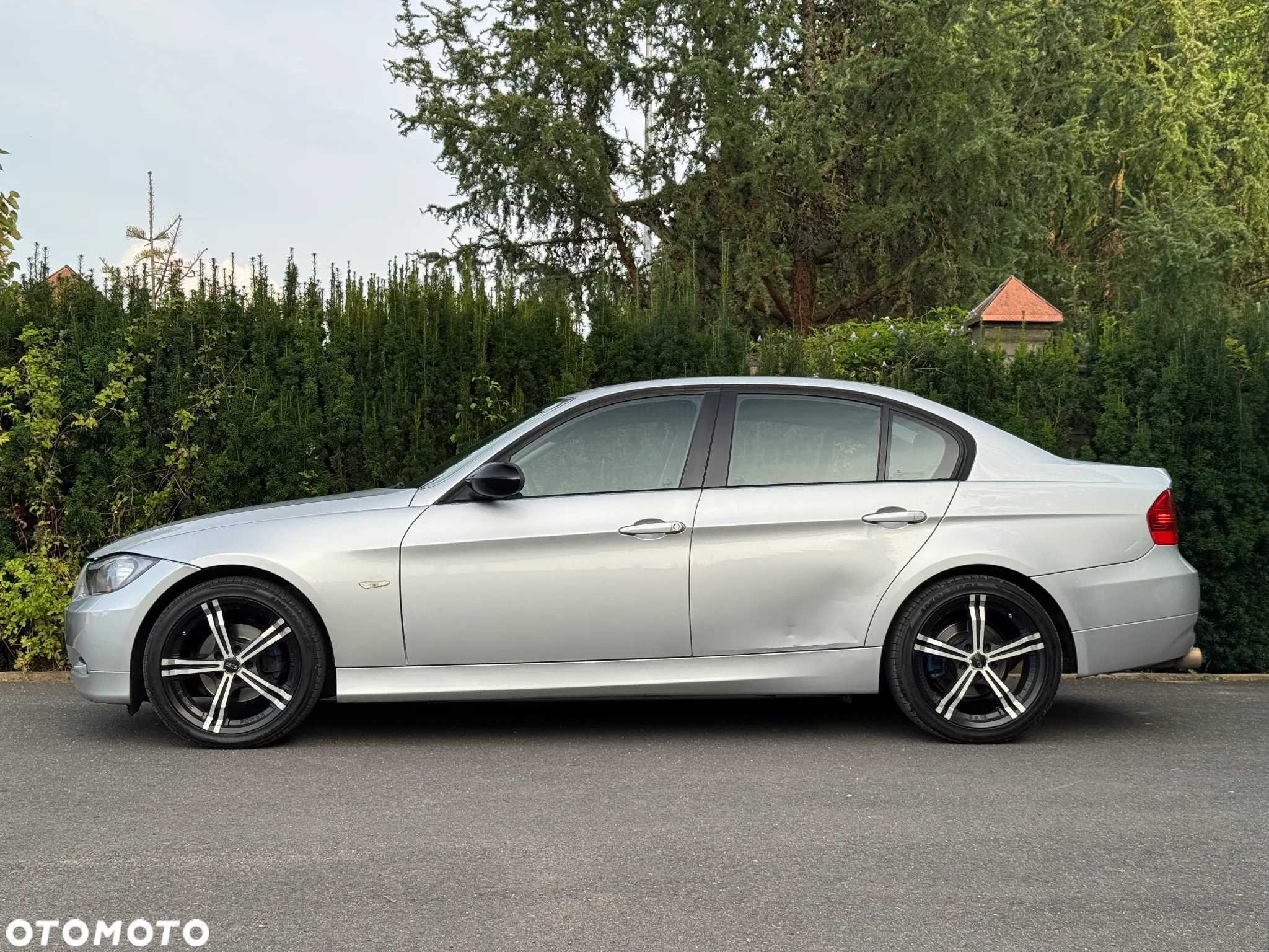 BMW Seria 3 320i - 5