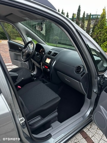 Suzuki SX4 Classic 1.6 VVT 4x4 Style - 22