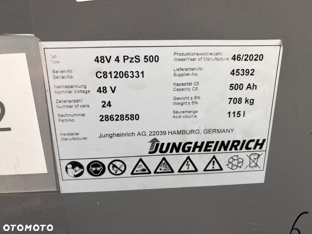 Jungheinrich EFG215 - 9