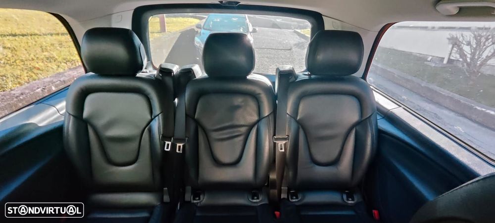 Mercedes-Benz V 220 CDi - 10