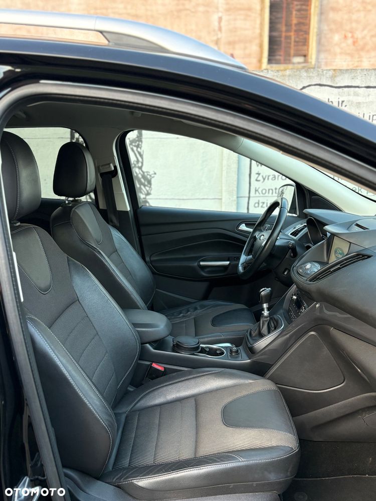 Ford Kuga - 15
