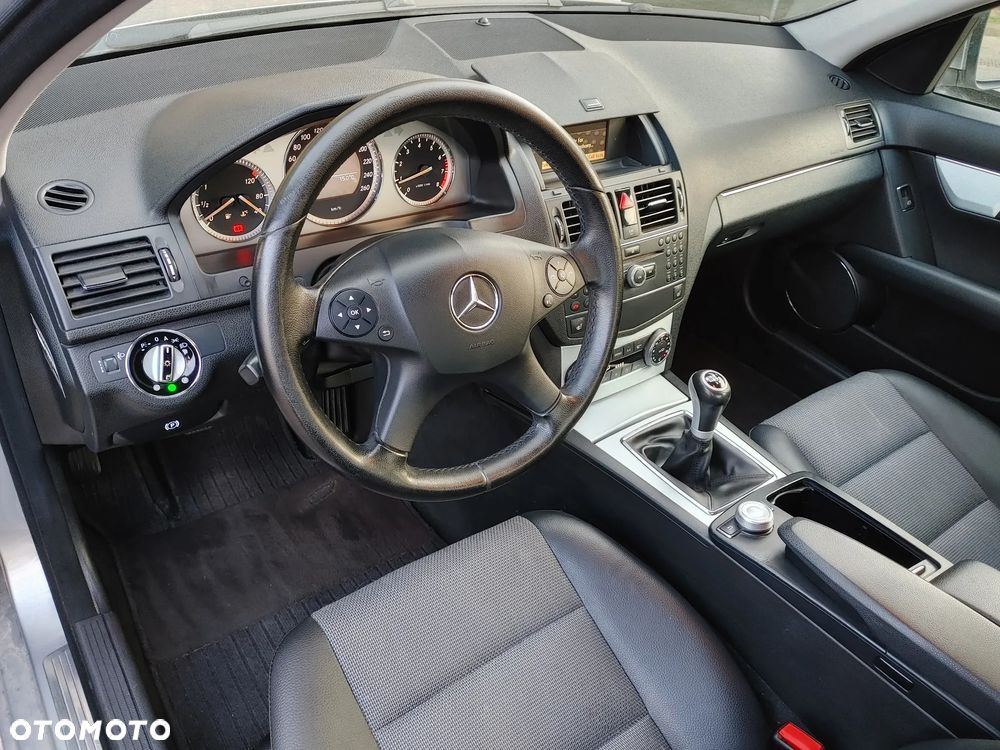 Mercedes-Benz Klasa C 180 Kompressor Avantgarde - 6