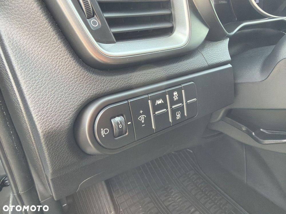 Kia XCeed 1.5 T-GDI M DCT - 21