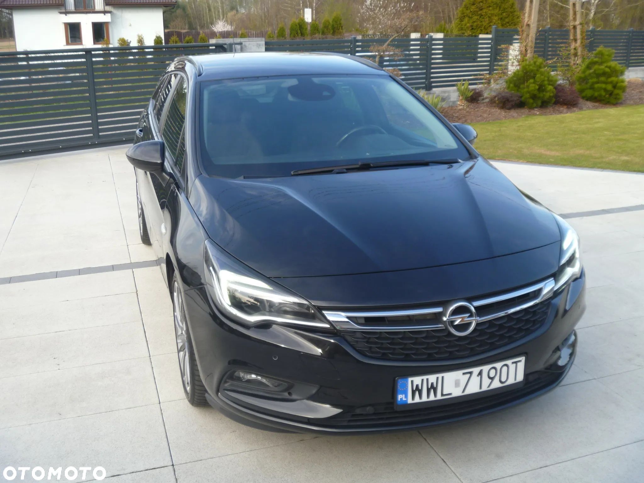 Opel Astra - 1
