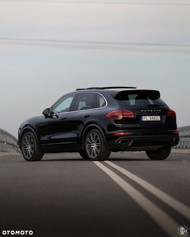 Porsche Cayenne - 14