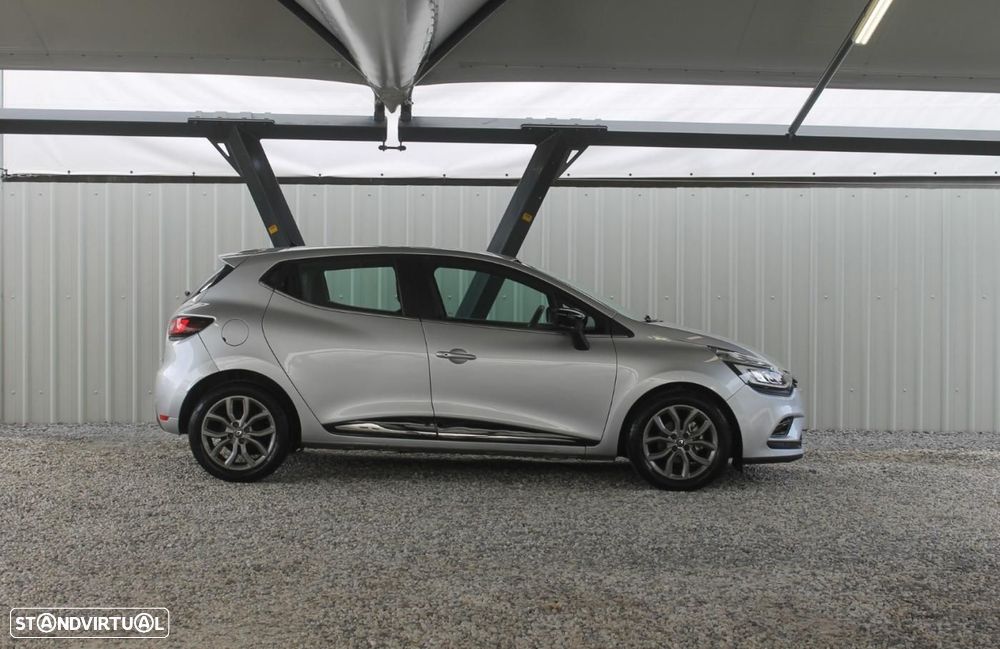 Renault Clio 2017 photo 2