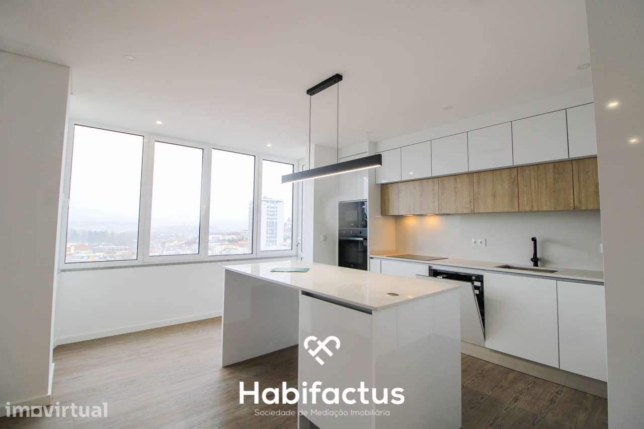 Apartamento T4 remodelado centro de Viseu - Grande imagem: 3/24