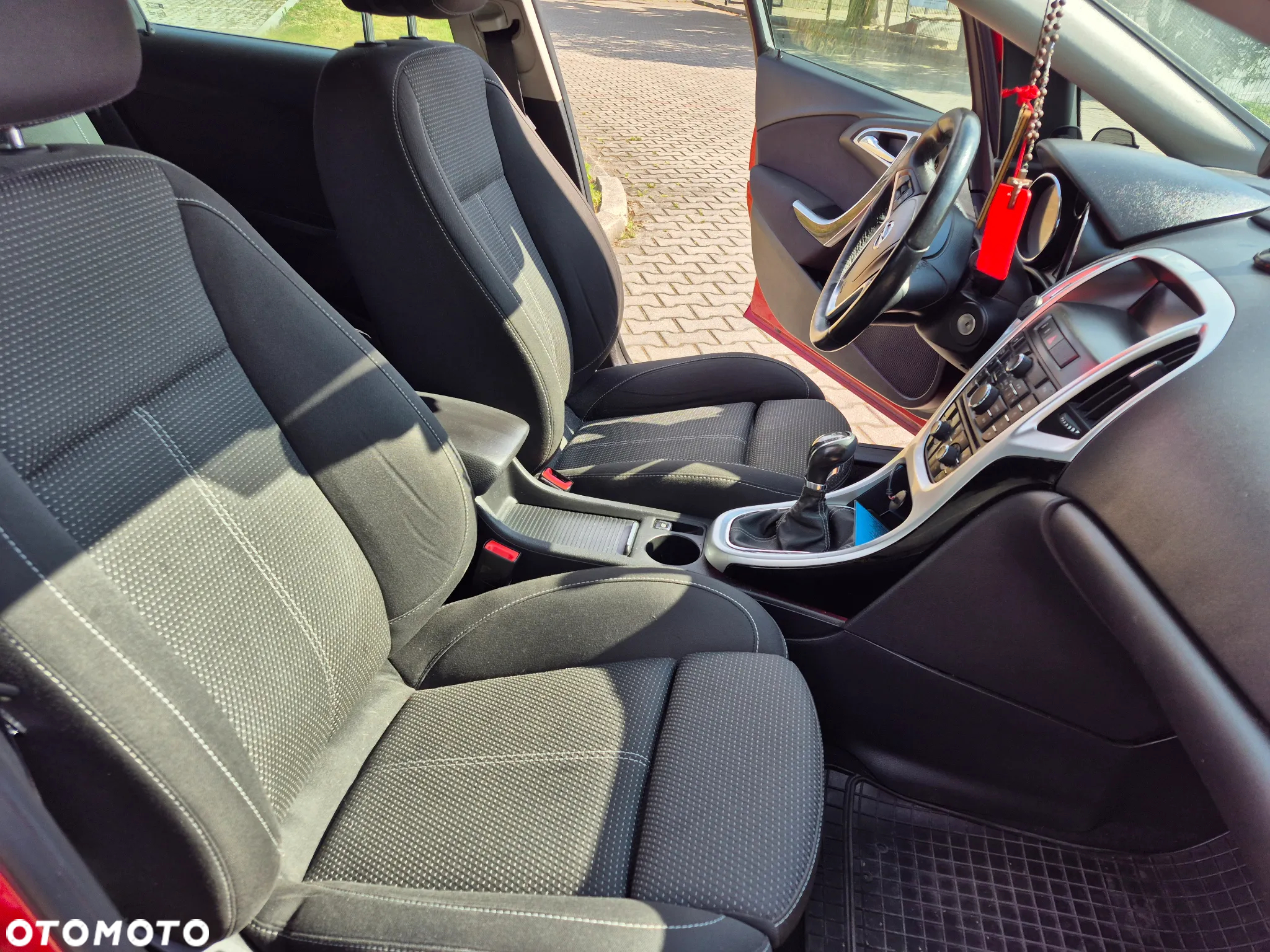 Opel Astra 2.0 CDTI DPF Sports Tourer Design Edition - 23